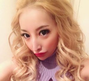 加藤紗里の写真４