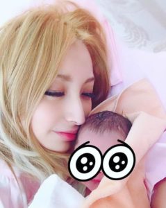 加藤紗里と出産