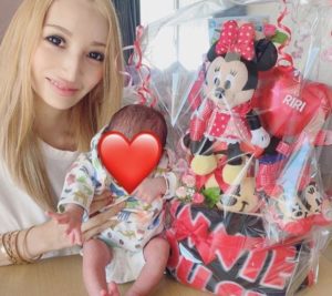 加藤紗里と赤ちゃん