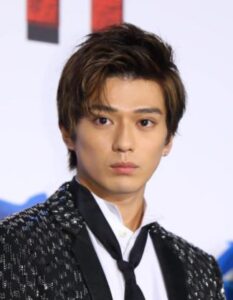 新田真剣佑の写真1