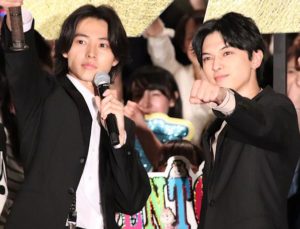 吉沢亮と山﨑賢人