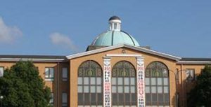 岡田健史の出身高校