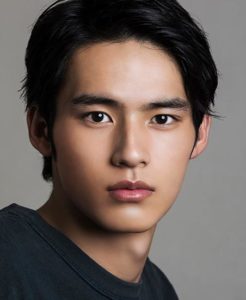 岡田健史の写真1
