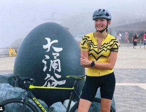 ロードバイクと福田萌子