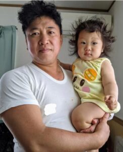 スギちゃんの息子写真