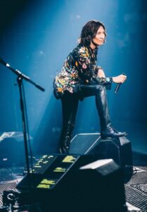 吉井和哉のライブシーン