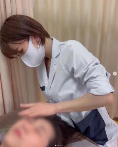 藤原望未の施術写真