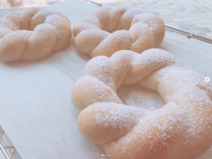 休井美郷のパン作り1