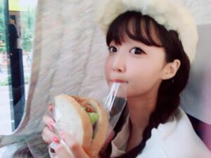 休井美郷の2017年