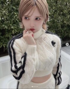 益若つばさの写真4