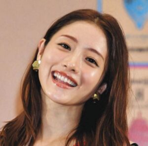 石原さとみの画像３
