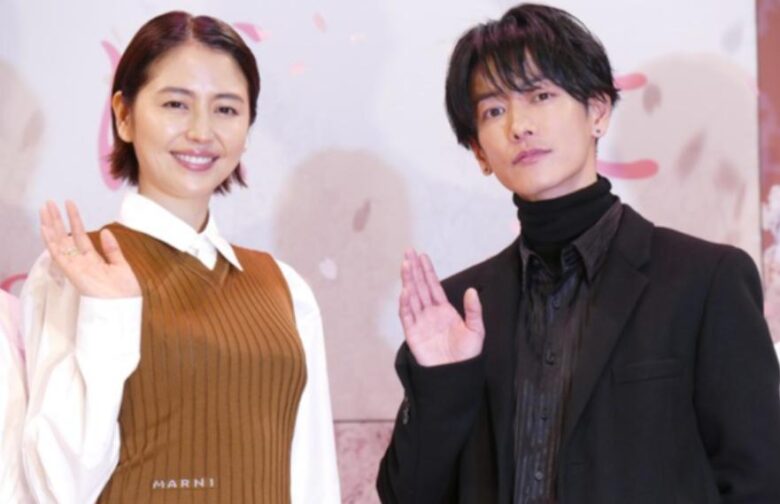 長澤まさみと佐藤健の写真