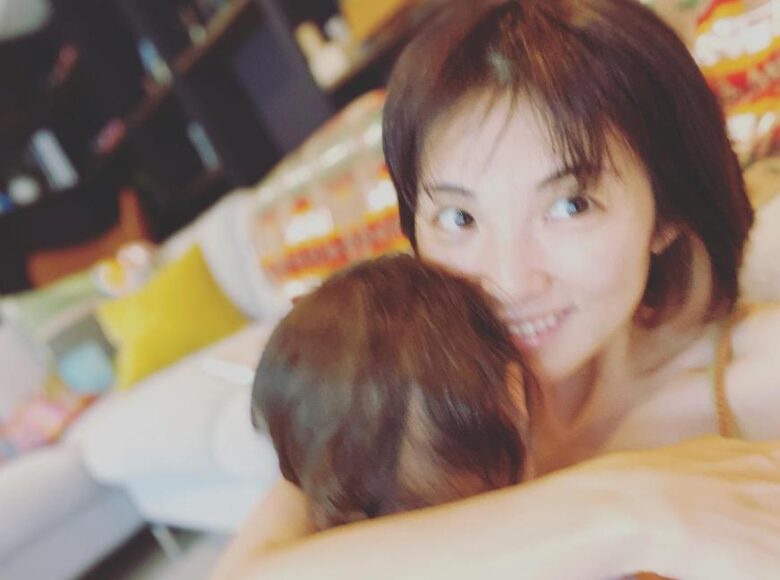 田中麗奈の子供の写真