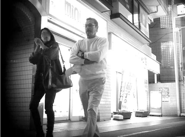 千葉真一と女子大生